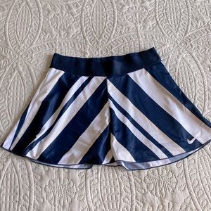Nike Tennis Skirt size small